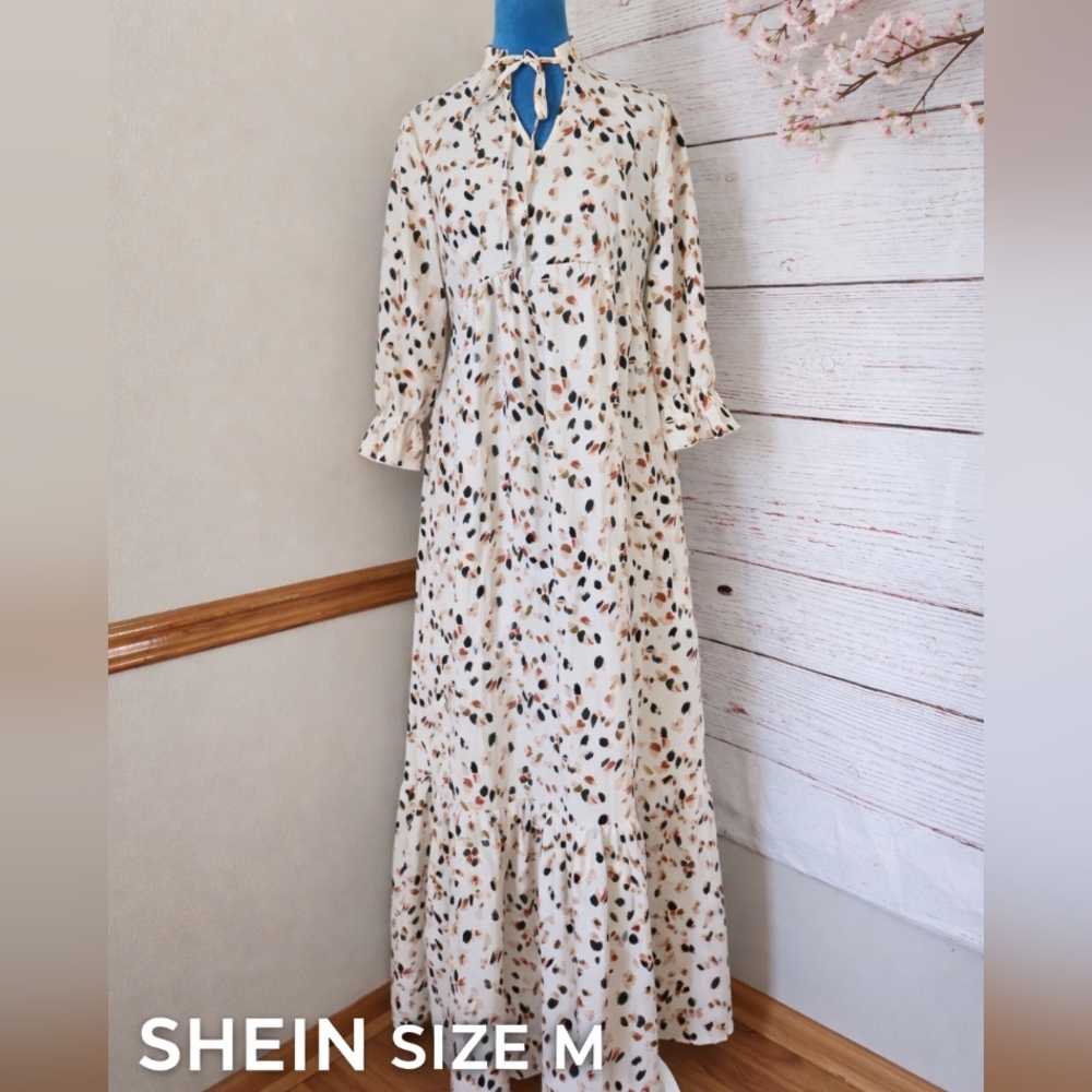 NWOT SHEIN Size M Cream Abstract Print Tiered Maxi Dress Tie Neck Boho